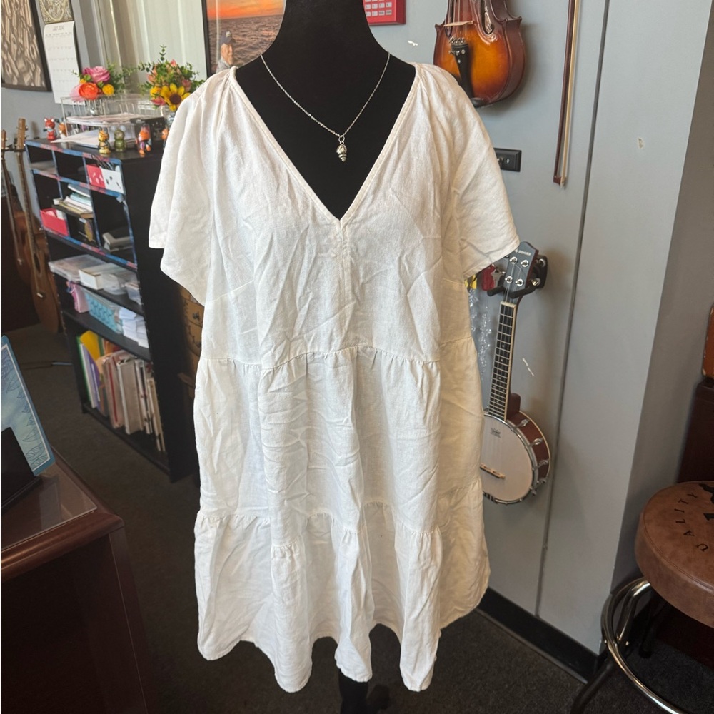 Universal Thread white V-Neck Dress